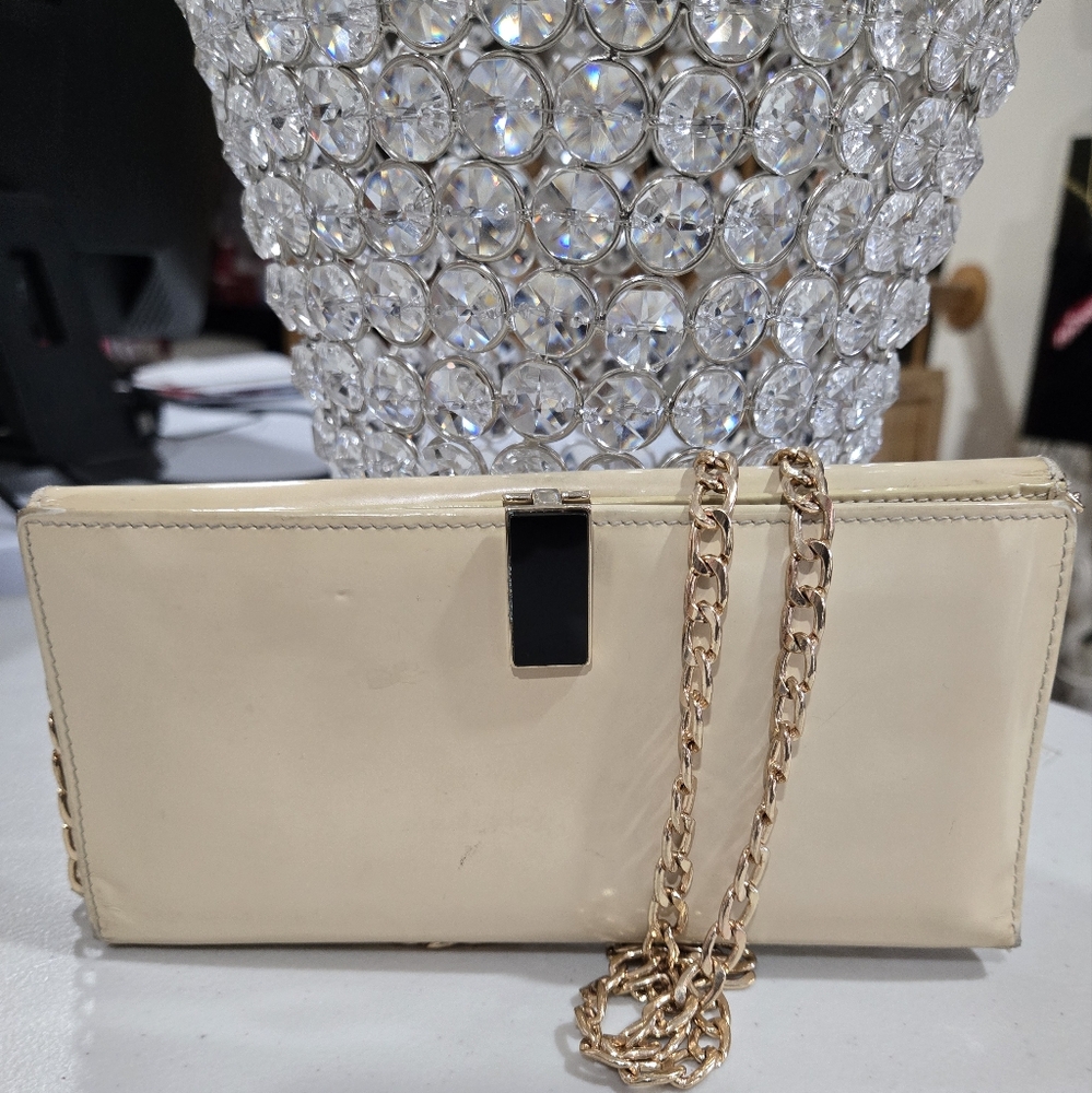 Gucci Wallet Cream Enameled/ Patent Leather